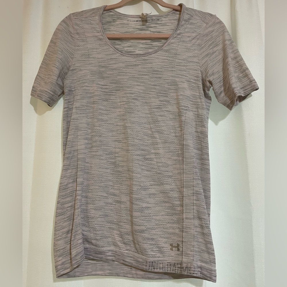 under armour athletic top